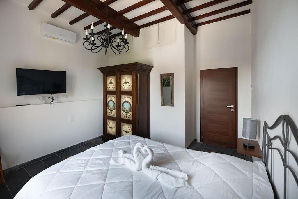 Casa Del Borgo Antico Apartment Poggibonsi Exterior photo